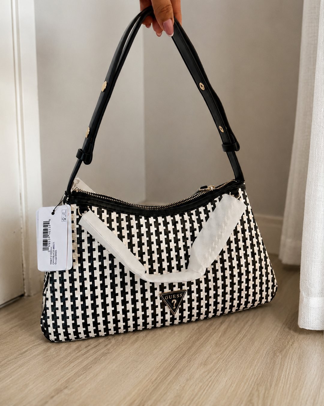 Cartera Guess Ivory & Negra Shoulder Bag